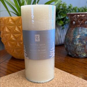 New 2012 Holiday Spice Scented Pillar Candle Wax Slow Burn